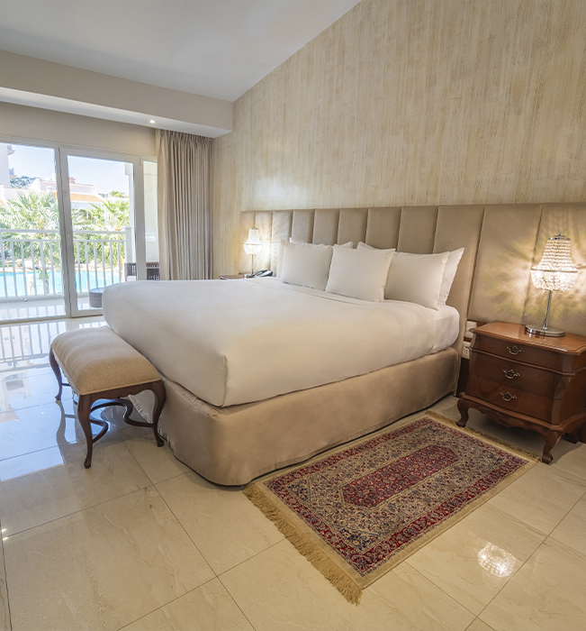 EXEC - EXECUTIVE SUITE